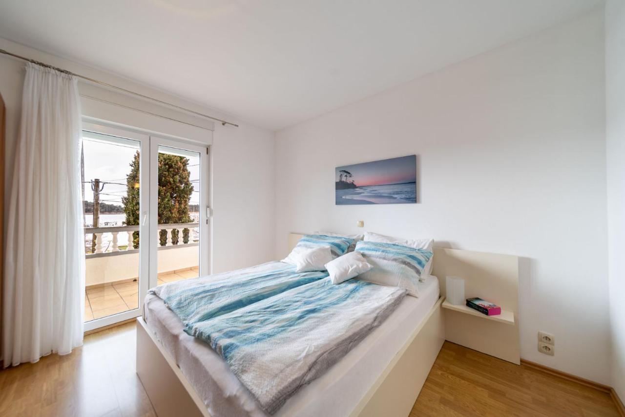 Apartmani Devcic Palit المظهر الخارجي الصورة